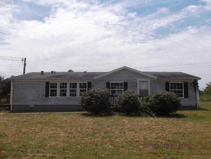 1142 Brandon Ln, Austin, IN 47102 