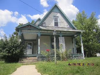 110 S 1st Ave, Jonesboro, IN 46938 