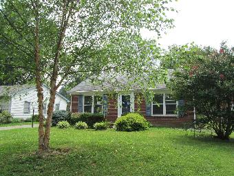 35 Beechwood Rd, Jeffersonville, IN 47130 