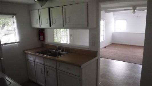 129 Camelot Estates, Portage, IN 46368 