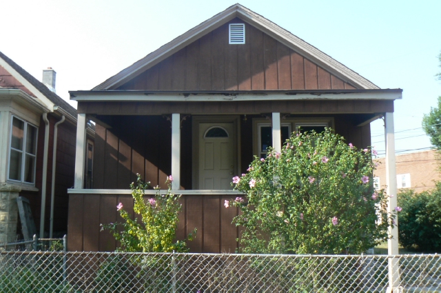 1108 Wilcox St, Hammond, IN 46320 