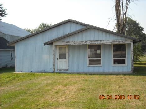 611 E. Oak Street, Rensselaer, IN 47978 