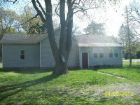 701 N Main St, Kouts, IN 46347 