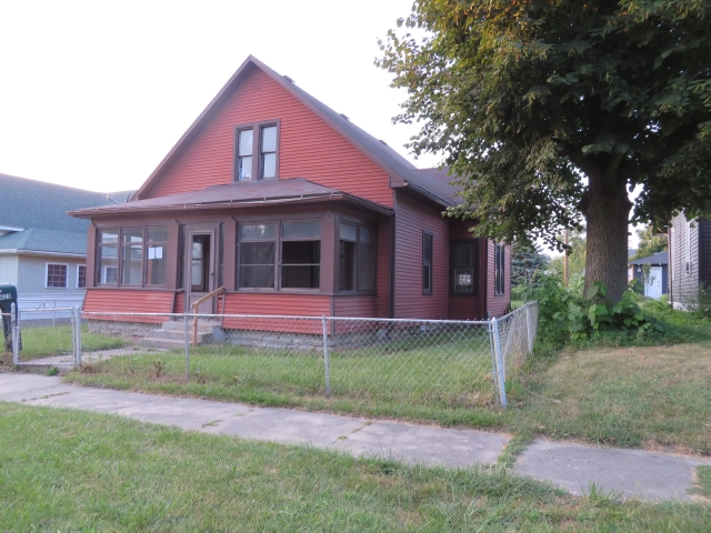 425 E Highland Ave, Marion, IN 46952 