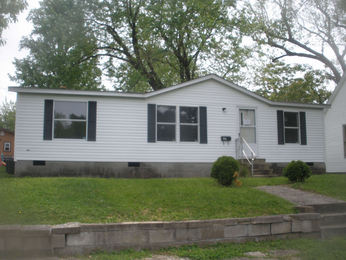 1021 N Ann St, Boonville, IN 47601 