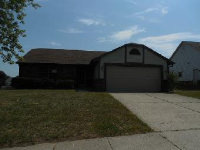 7367 Southern Lakes Dr, Indianapolis, IN 46237 