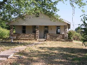 8286 Tunnelton Rd, Bedford, IN 47421 