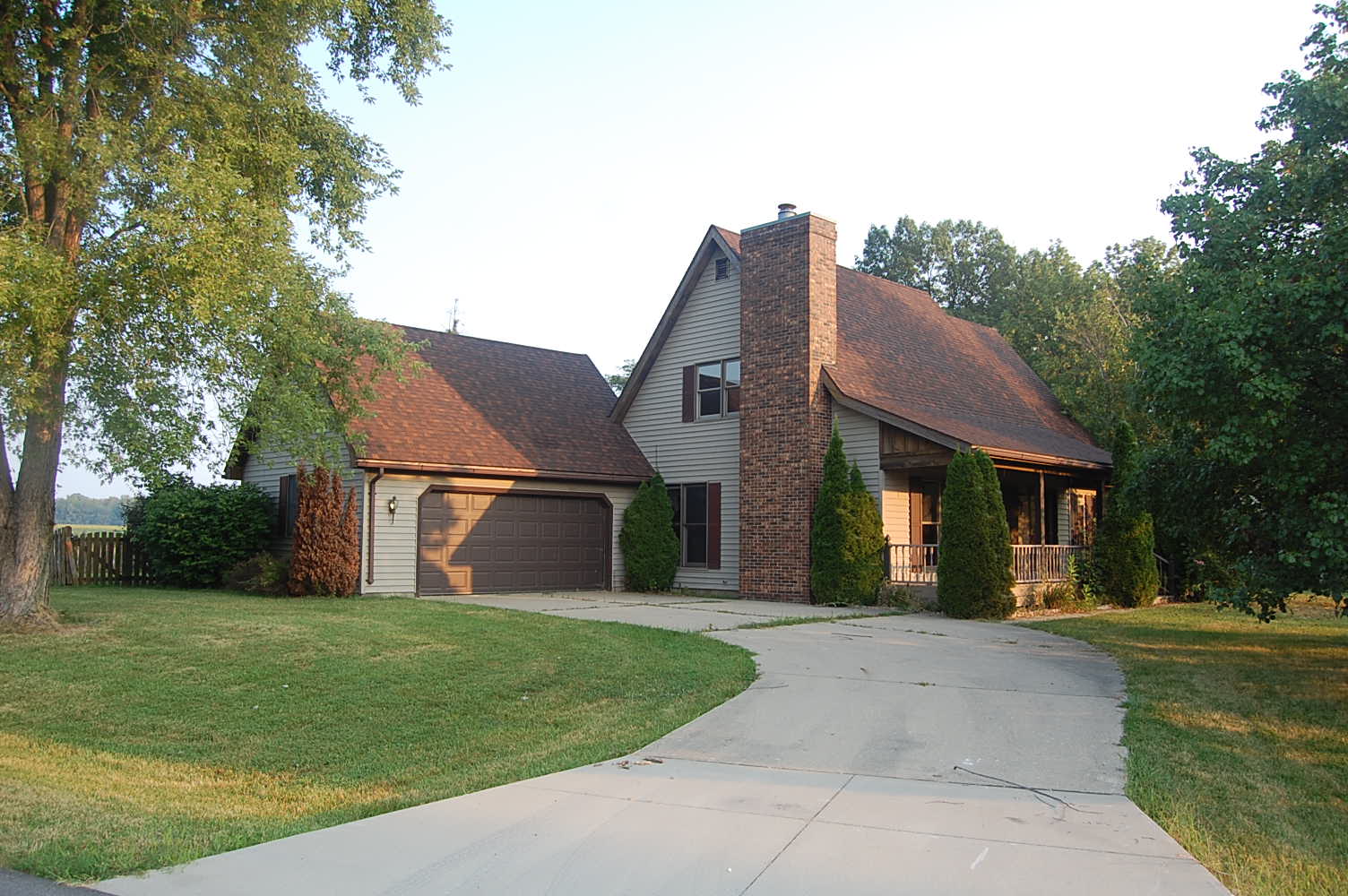 5695 S Ernest St, Terre Haute, IN 47802 