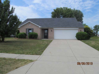684 Hummingbird Ln, Whiteland, IN 46184 