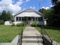 8293 E Tulip Ln, New Carlisle, IN 46552 