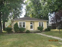 2208 E Hendricks St, Warsaw, IN 46580 