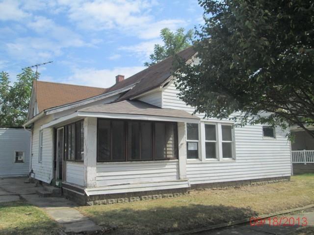 1422 Walnut Street, Anderson, IN 46016 