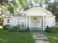 104 E. Spring St, Patoka, IN 47666 