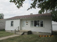 1709 Dewey St, Anderson, IN 46016 