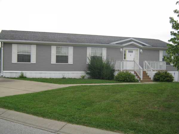 3 Pebble Creek Drive, Greenwood, IN 46143 