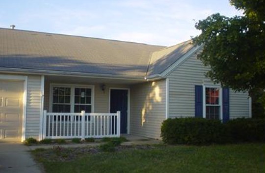 6062 Kennesaw Court, Columbus, IN 47203 