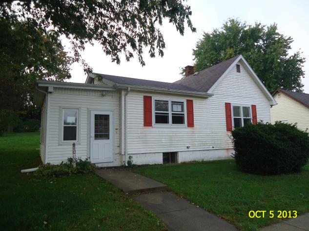 1009 Lane Ave, Crawfordsville, IN 47933 