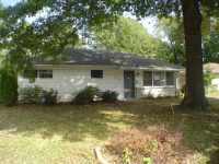 206 Mockingbird Dr, Jeffersonville, IN 47130 