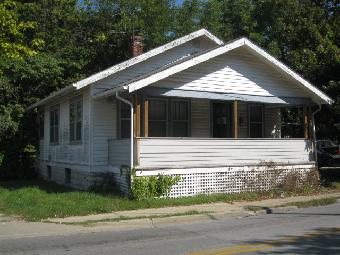 107 East Grimes Ln, Bloomington, IN 47401 