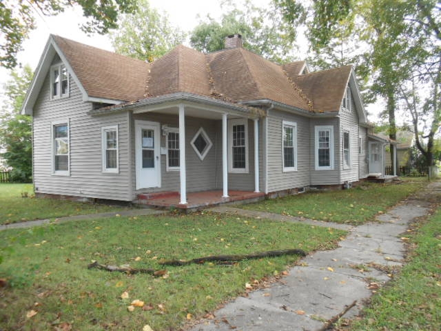 2001 Washington Ave, Vincennes, IN 47591 
