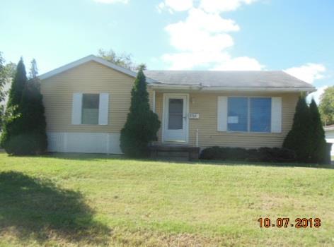 1751 S Kenmore Dr, Evansville, IN 47714 