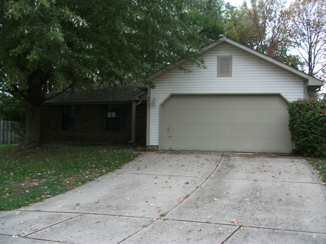 4512 Rotterdam Dr, Indianapolis, IN 46228 