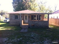 2826 Dewey St, Anderson, IN 46016 