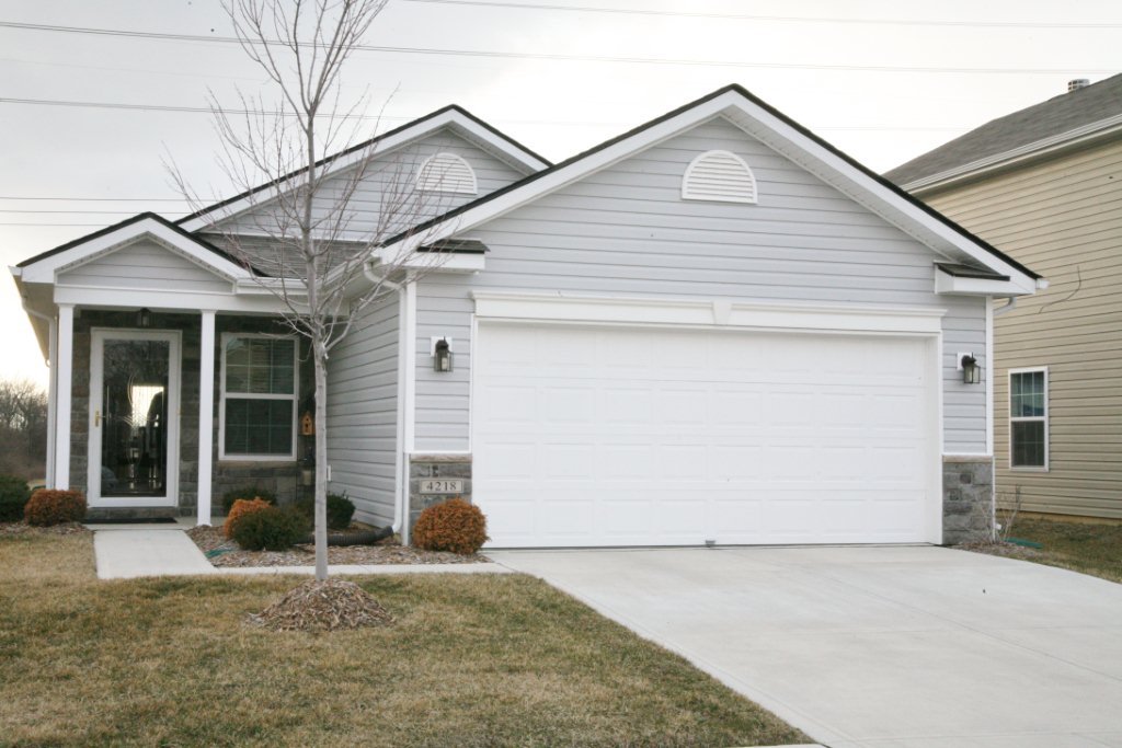 4218 Hovenweep Dr, Indianapolis, IN 46235 