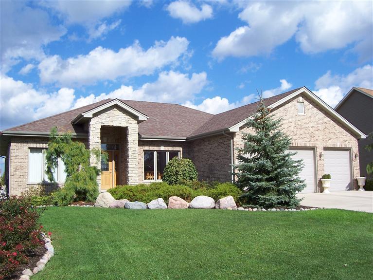 786 Cirque Dr, Crown Point, IN 46307 