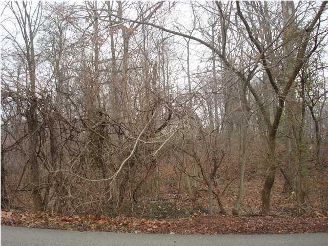 14400 Honeysuckle Dr, Evansville, IN 47725 