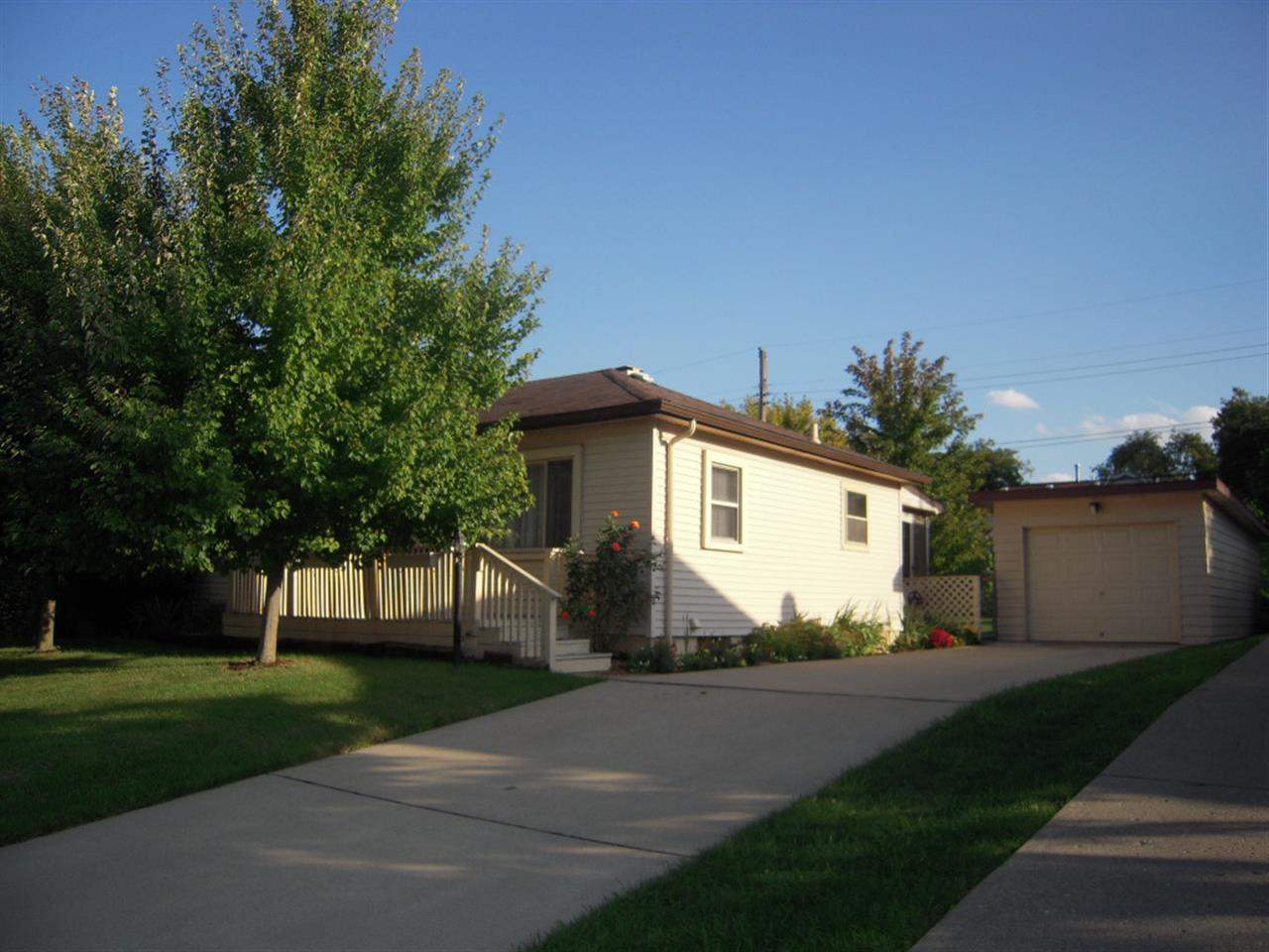 2816 Holly Hill Dr, Lafayette, IN 47904 