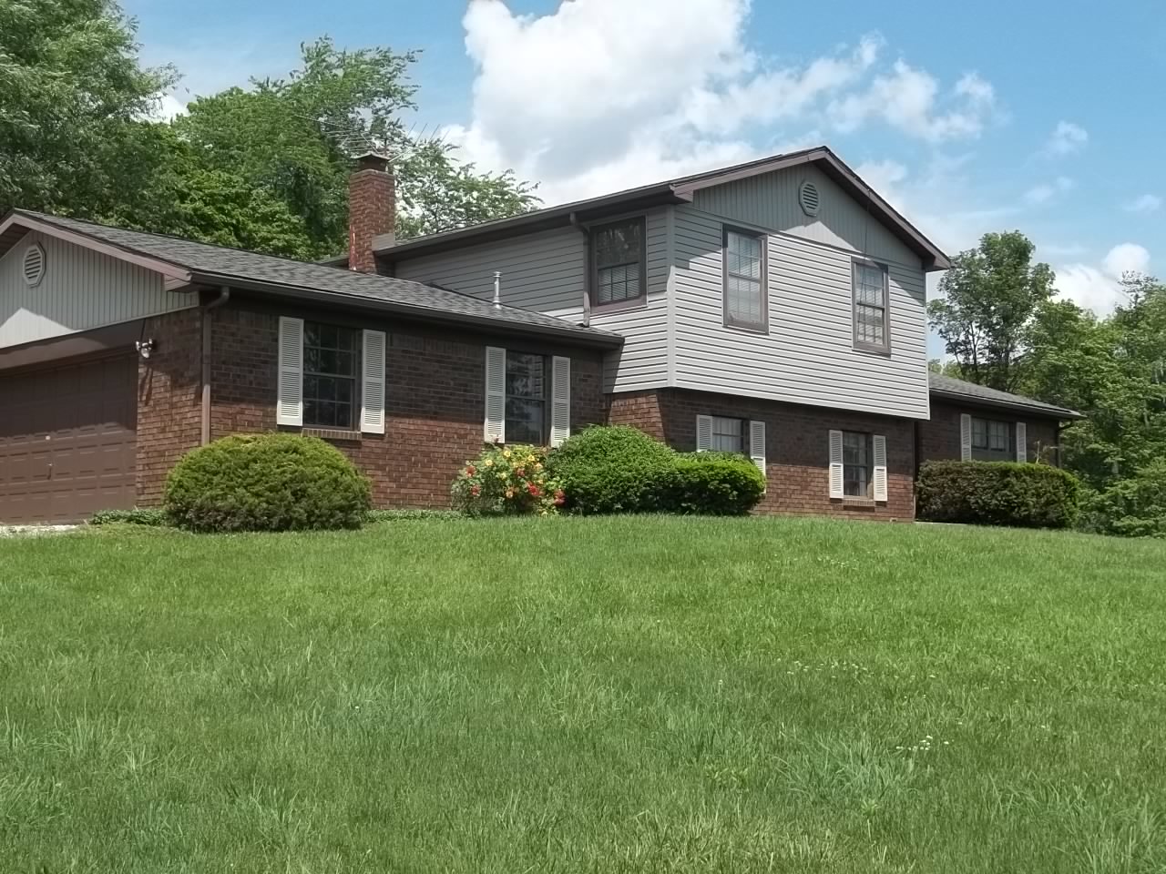 888 N. Coloma Rd, Rockville, IN 47872 