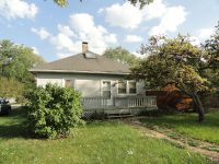 1060 W 4th Street, Clinton, IN 47842 