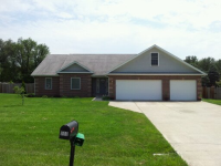 900 Beechwood, Clinton, IN 47842 