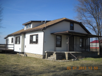 11181 S Rangeline Road, Clinton, IN 47842 