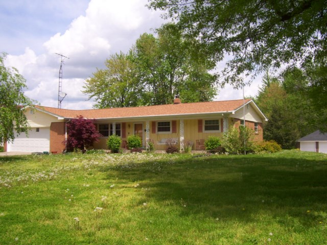 275 N MURPHY AVE, Brazil, IN 47834 