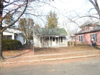 1914 S 7th Avenue, Terre Haute, IN 47807 