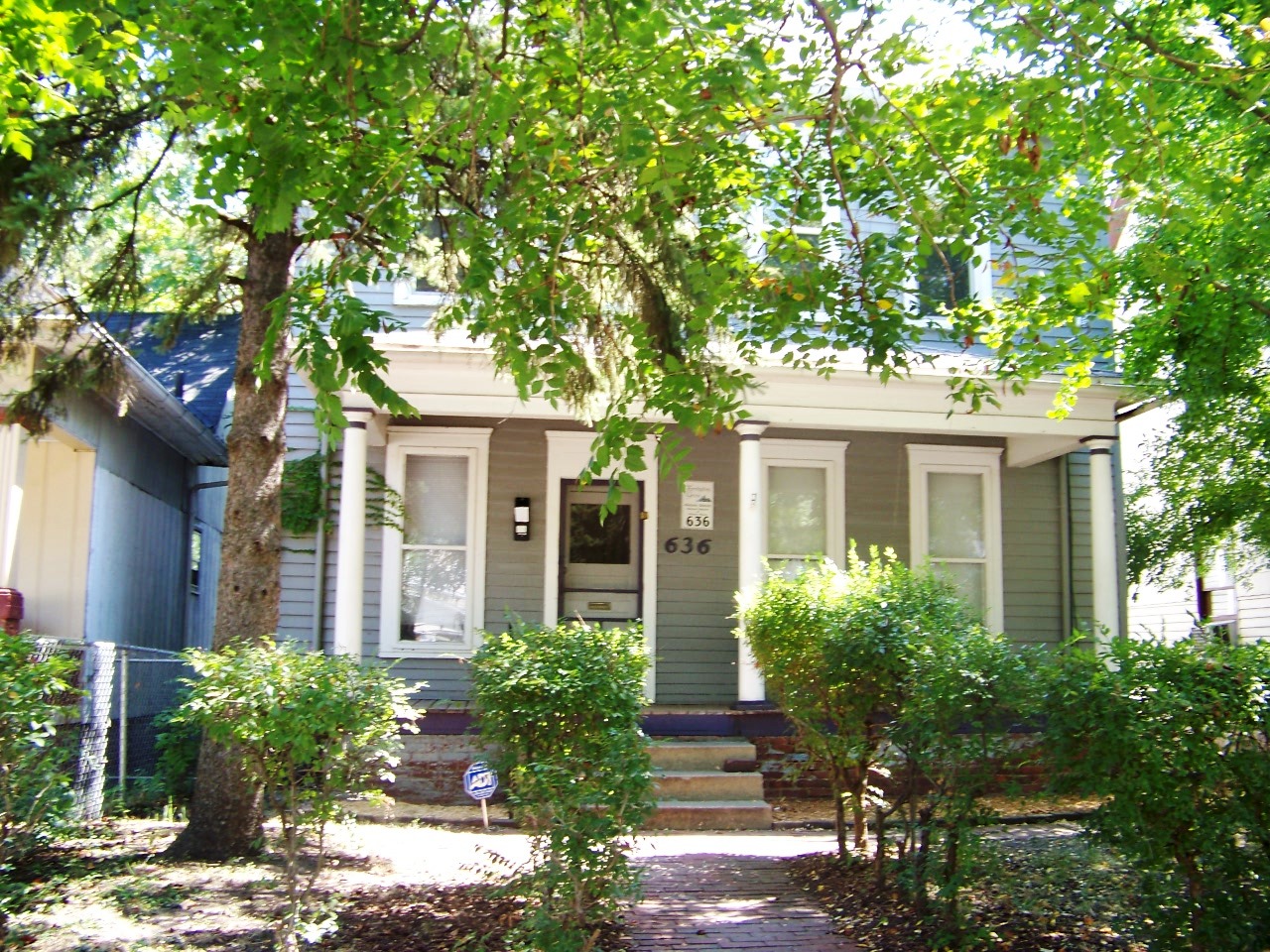 636 S. 7th St, Terre Haute, IN 47807 