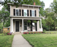 826 S Center Street, Terre Haute, IN 47807 