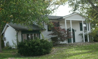 8408 Lynn St, Daleville, IN 47334 