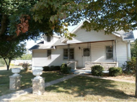 6 West Loweth Ave, Corydon, IN 47112 