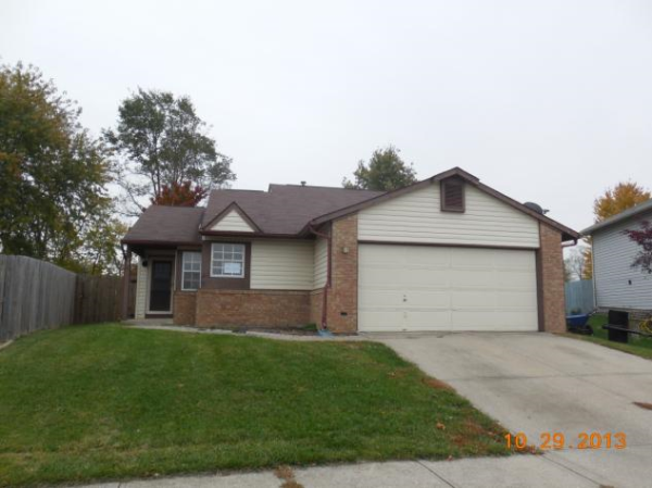 79 Westridge Pl, Greenwood, IN 46142 