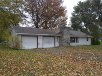 13371 N Warner Rd, Syracuse, IN 46567 