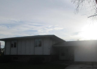 1024 N Lakeshore Dr, Crown Point, IN 46307 