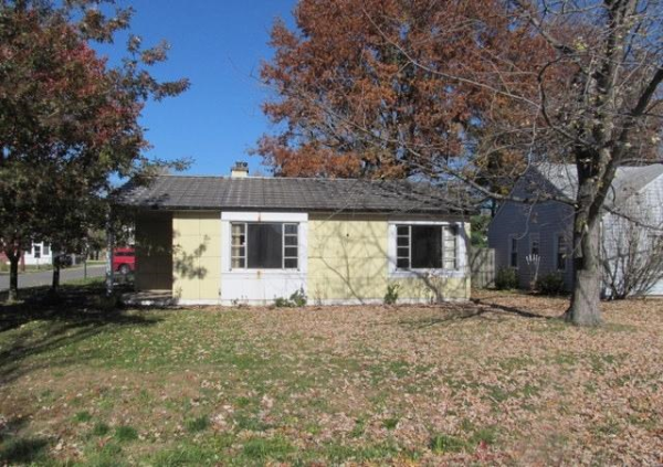 5070 W 11th St, Indianpolis, IN 46224 