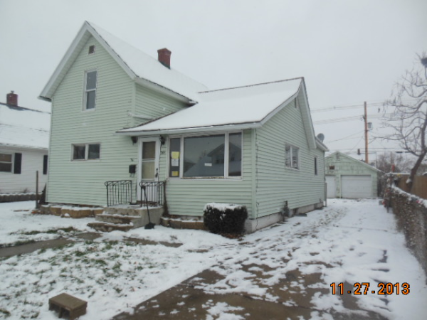 208 East 9th Street, Mishawaka, IN 46544 
