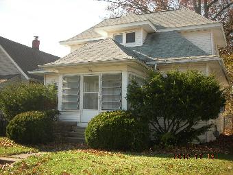 1121 S Ironwood Dr, South Bend, IN 46615 