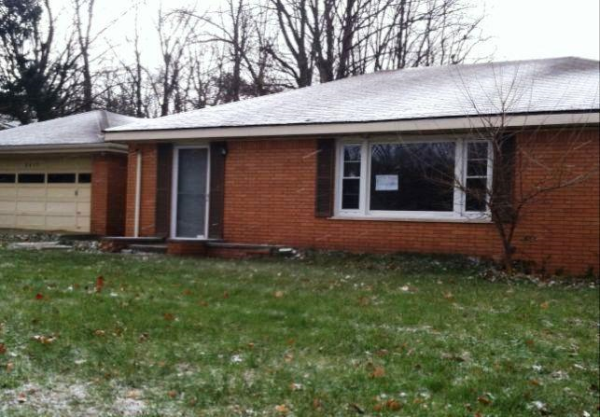 2435 S Ironwood Dr, South Bend, IN 46614 