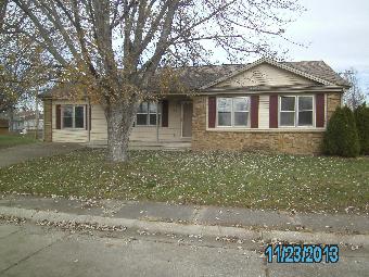 135 E Harrison Dr, Seymour, IN 47274 