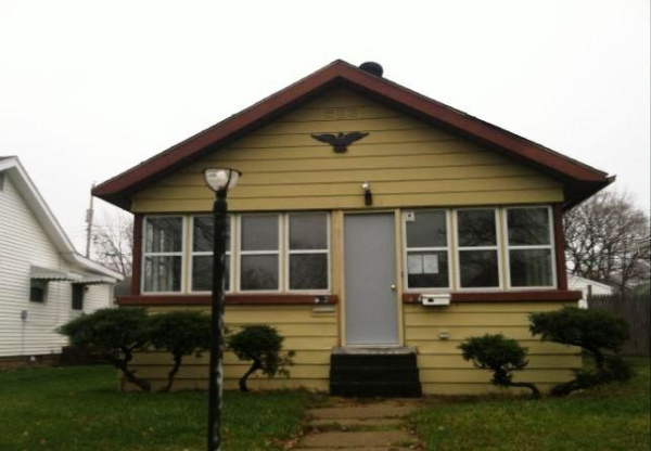 622 S 33rd St, South Bend, IN 46615 